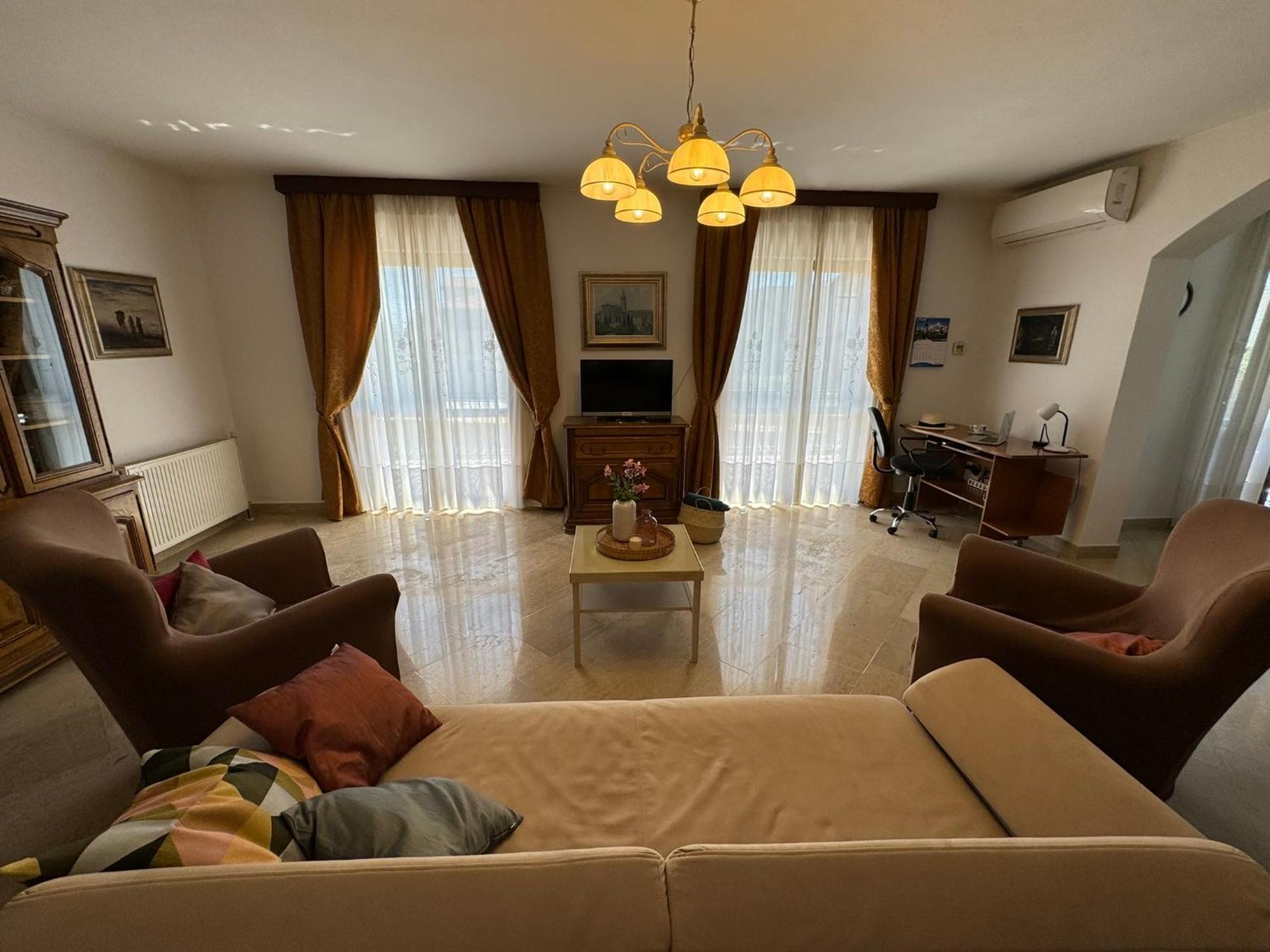 Apartman Ostrea *** บาเล ภายนอก รูปภาพ